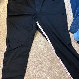 EVRI MIDRISE JEGGING 20W Black Jeans like new